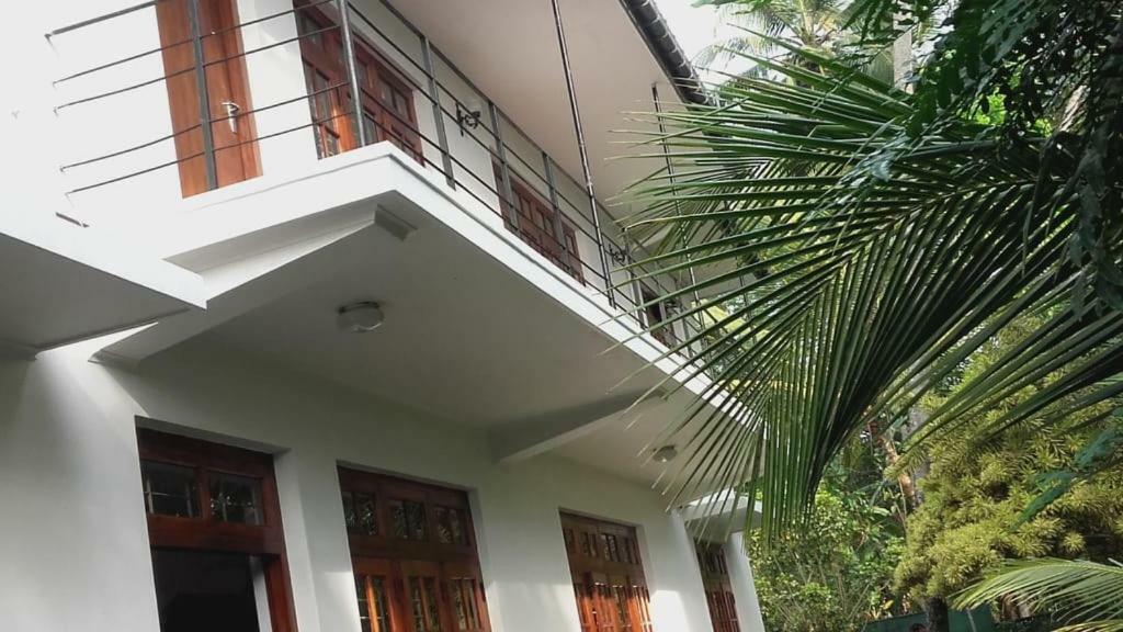 La Sachara Bed & Breakfast Kandy Exterior photo